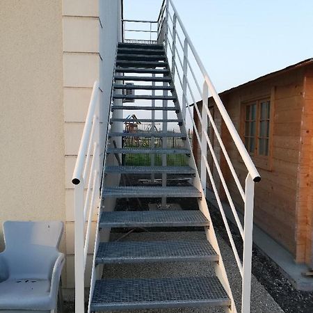 Les Fermiers Panzió Giremoutiers Kültér fotó